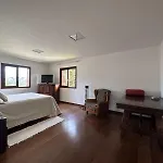 Casa Moderna Em Campos Do Jordao