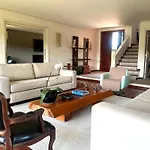 Casa Moderna Em Campos Do Jordao