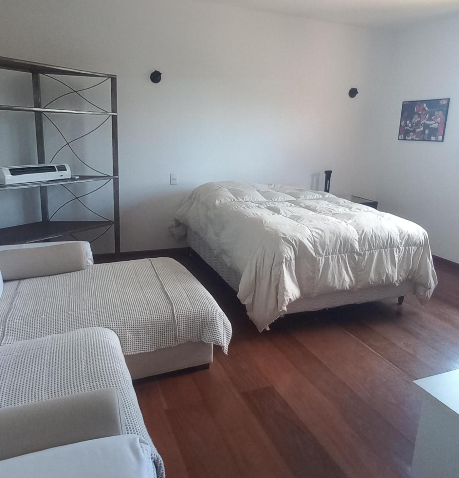 Casa Moderna Em Casa de férias